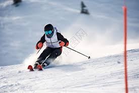 戏剧性拉满，内马尔自八月初后首次破门随后又送出一粒点球